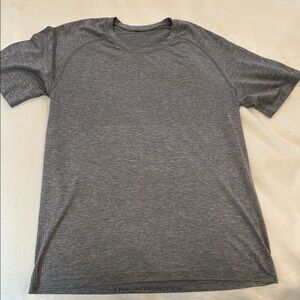 Gray Men's Shirt by Lululemon size L .